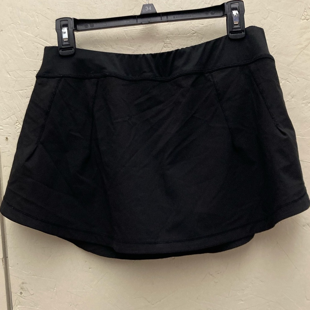 Hind- Medium Black/Pink skort